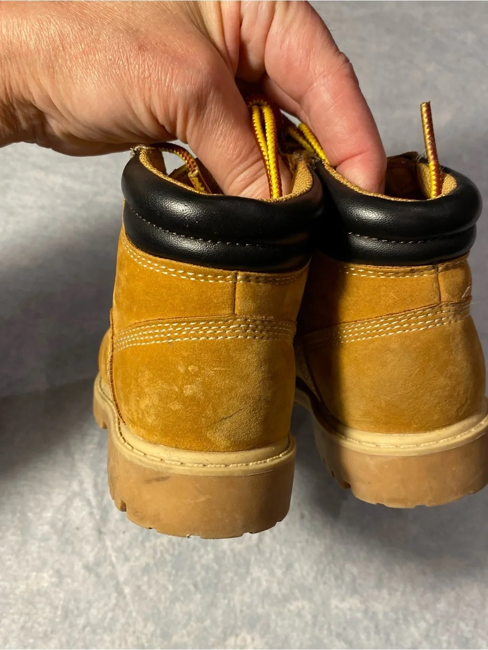 Levi's Kids Wheat/Tan Lace-Up Work Boots size 8 boys